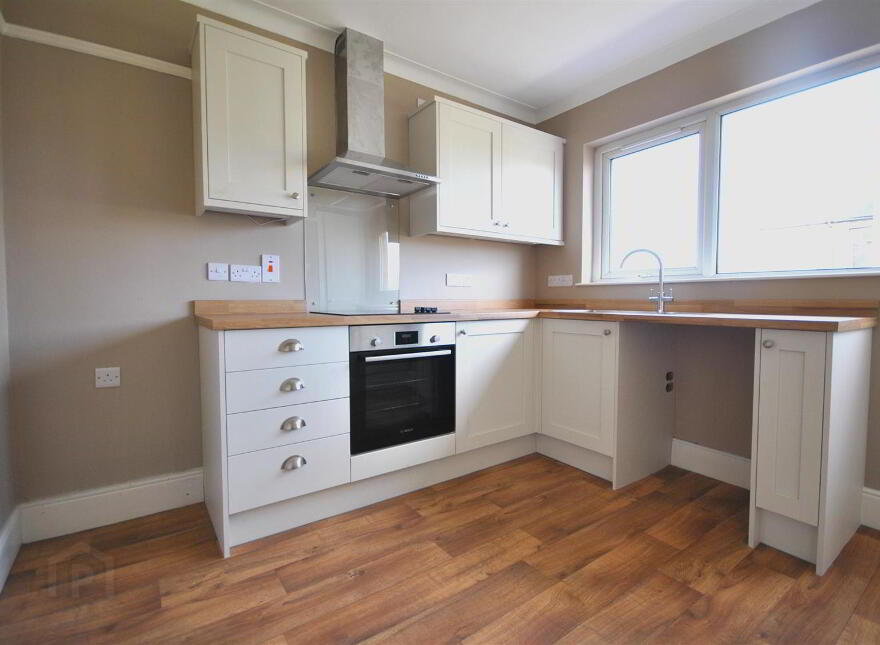 1B Clifton Road, Bangor, BT20 5EW