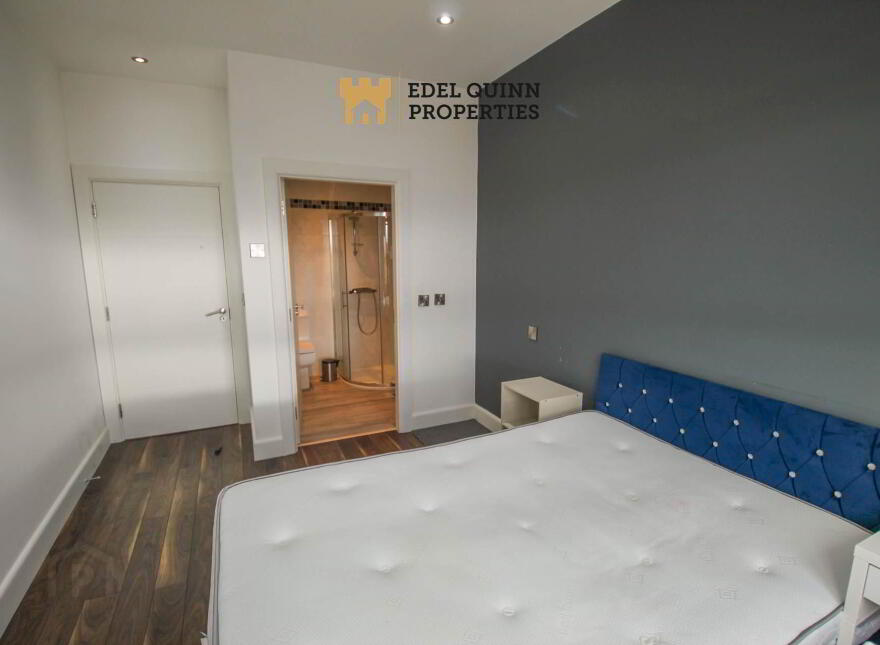Penthouse, 8 The Courtyard, Bundoran, F94NY8A