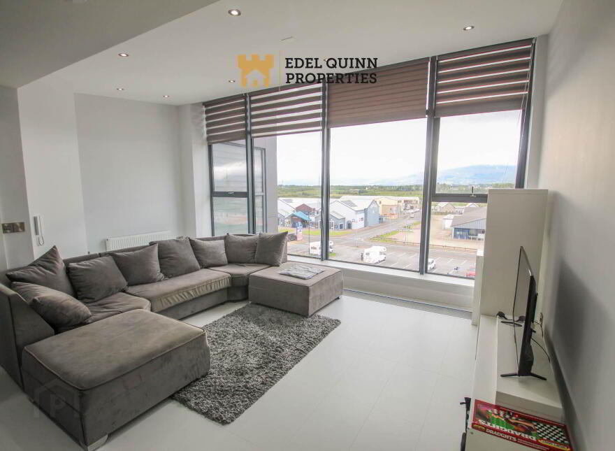 Penthouse, 8 The Courtyard, Bundoran, F94NY8A
