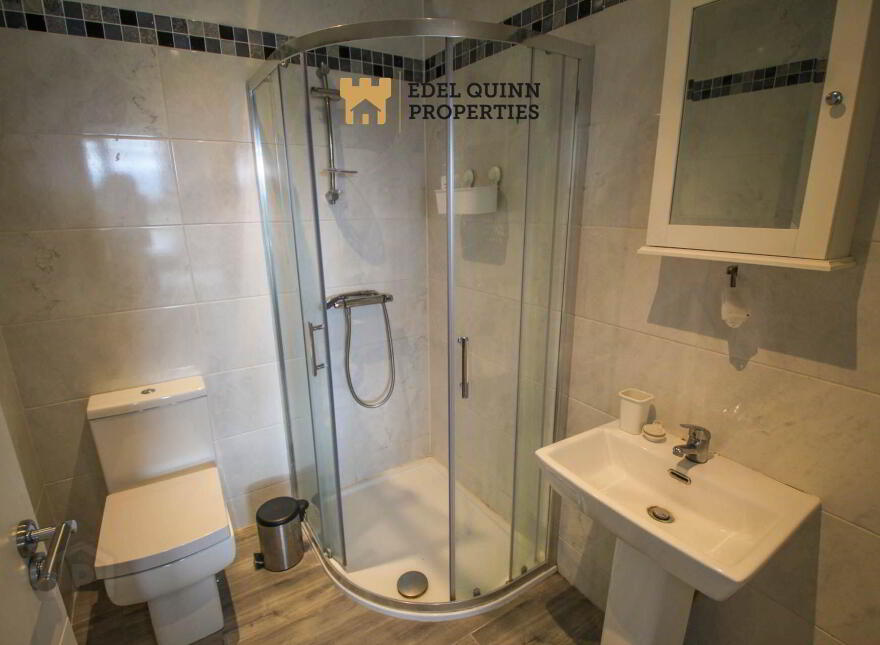 Penthouse, 8 The Courtyard, Bundoran, F94NY8A