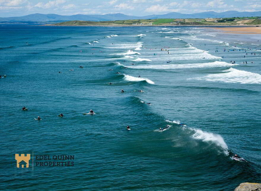Penthouse, 8 The Courtyard, Bundoran, F94NY8A