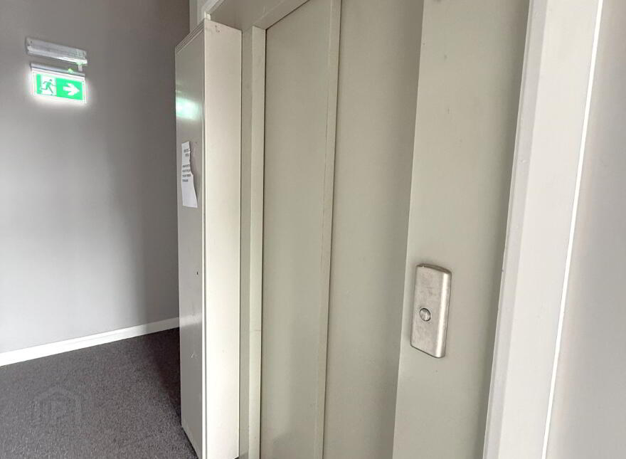 56/54 Bachelors Walk, Lisburn, BT28 1XN