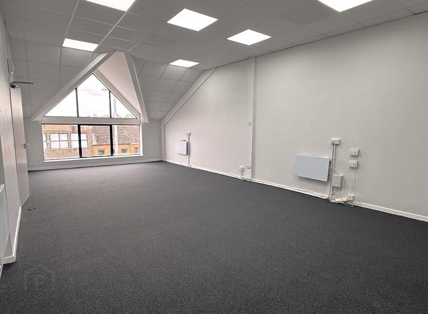 56/54 Bachelors Walk, Lisburn, BT28 1XN