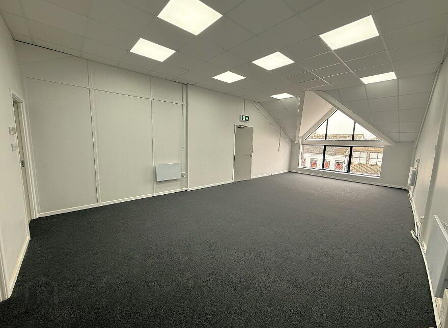 56/54 Bachelors Walk, Lisburn, BT28 1XN