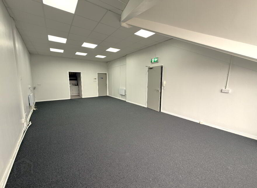 56/54 Bachelors Walk, Lisburn, BT28 1XN