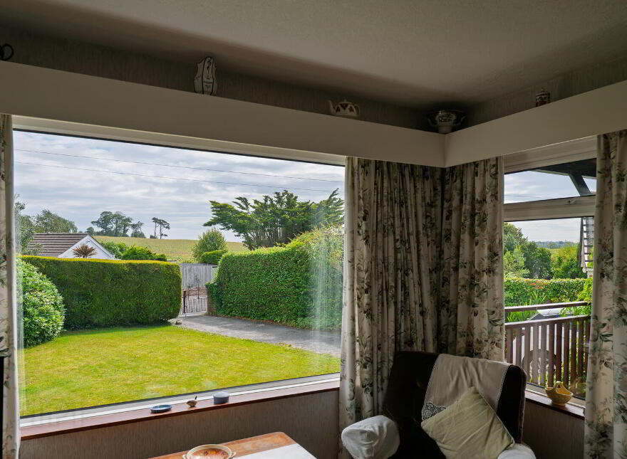 7 Burnside Park, Crawfordsburn, BT19 1JW