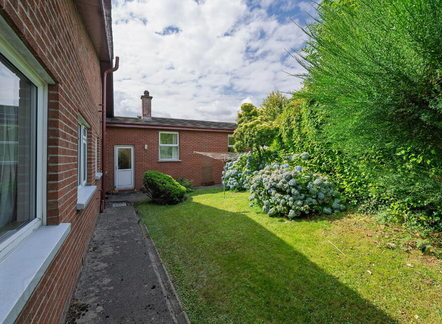 7 Burnside Park, Crawfordsburn, BT19 1JW