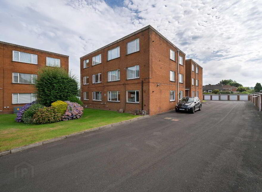 15 Donard Court, Rugby Avenue, Bangor, BT20 3QD
