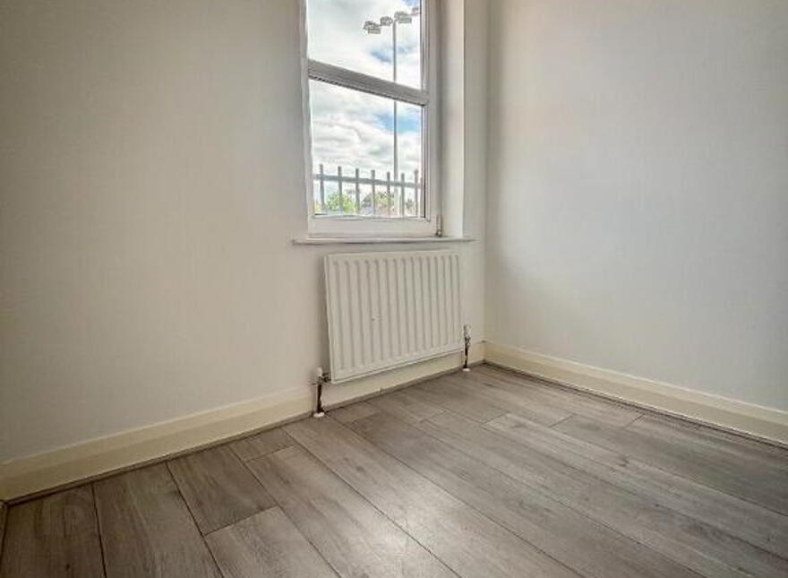 23a Dundela Crescent, Belfast, BT4 3BN