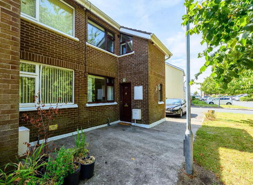 98 White Oaks, Wilton, T12HPK3