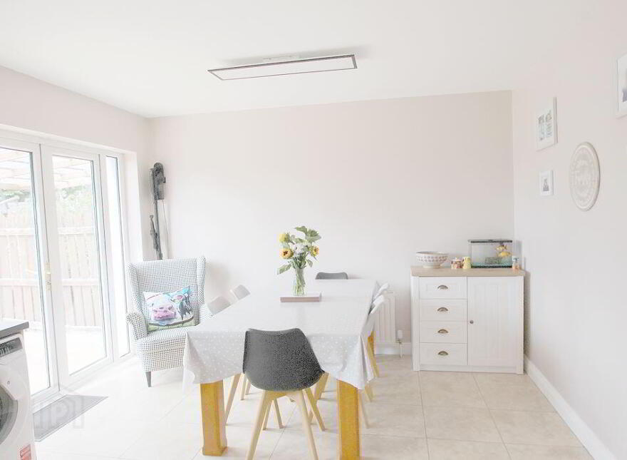 8 Chancery Park Grove, Tullamore, R35T2W0