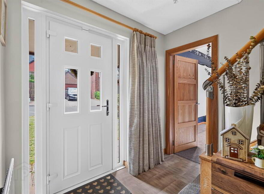 2 Shelling Park, Ravarnet, Lisburn, BT27 5NY