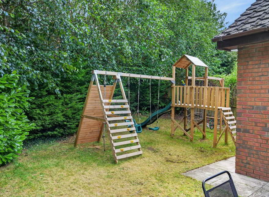 2 Shelling Park, Ravarnet, Lisburn, BT27 5NY