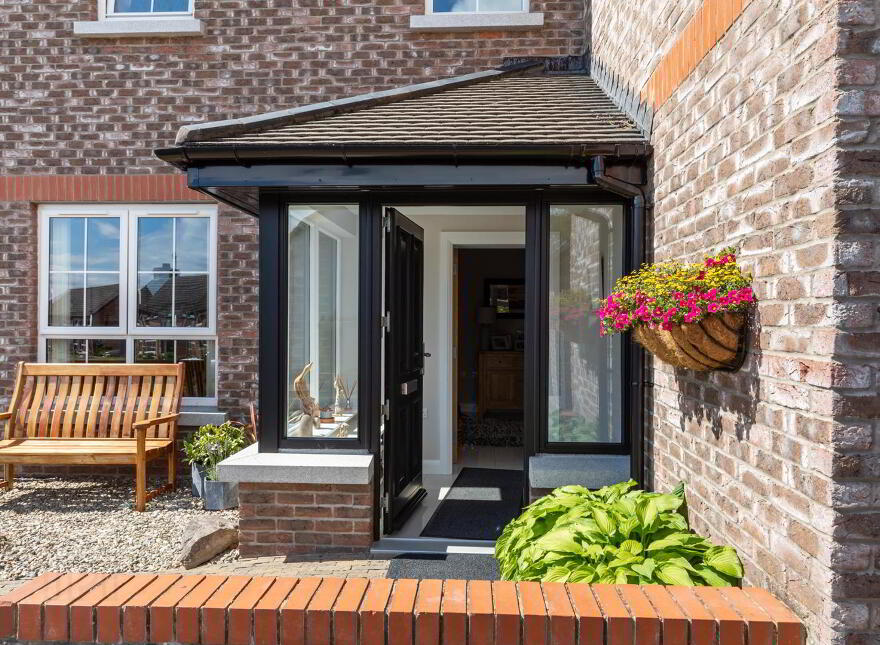 30 Aldergrange Avenue, Newtownards, BT23 4FY