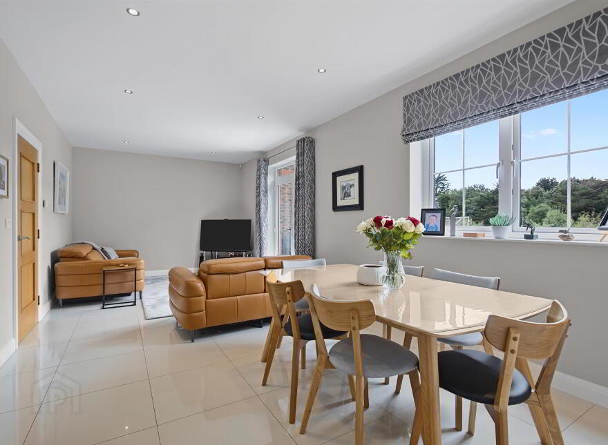 30 Aldergrange Avenue, Newtownards, BT23 4FY