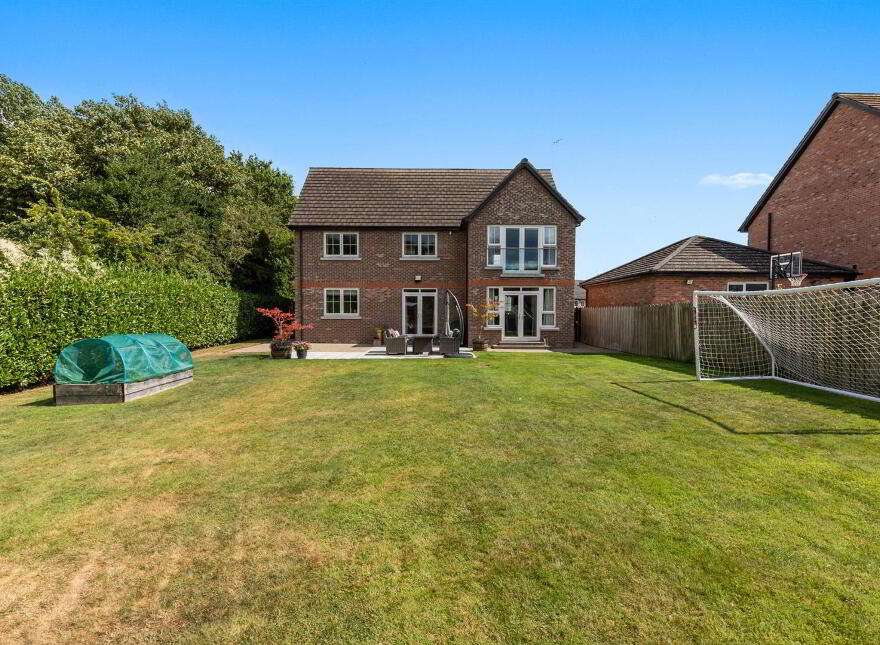 30 Aldergrange Avenue, Newtownards, BT23 4FY