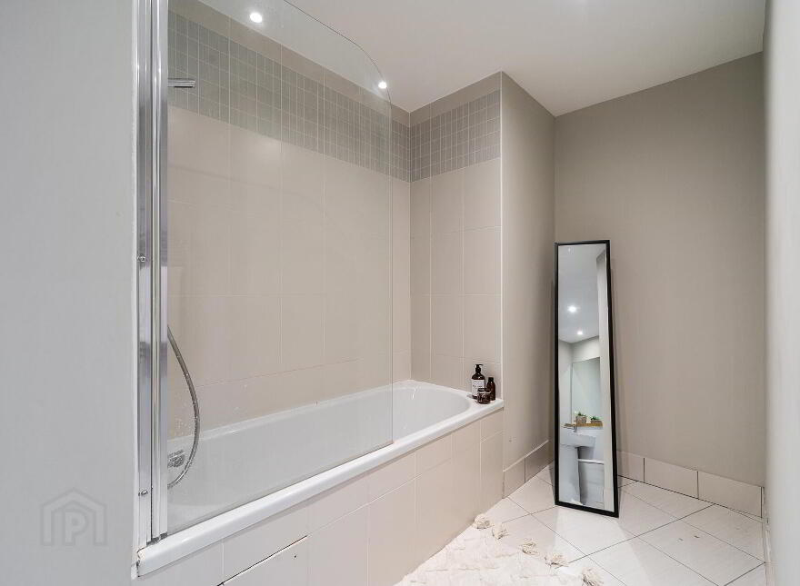 22-01 The Obel, 62 Donegall Quay, City Centre, Belfast, BT1 3NJ