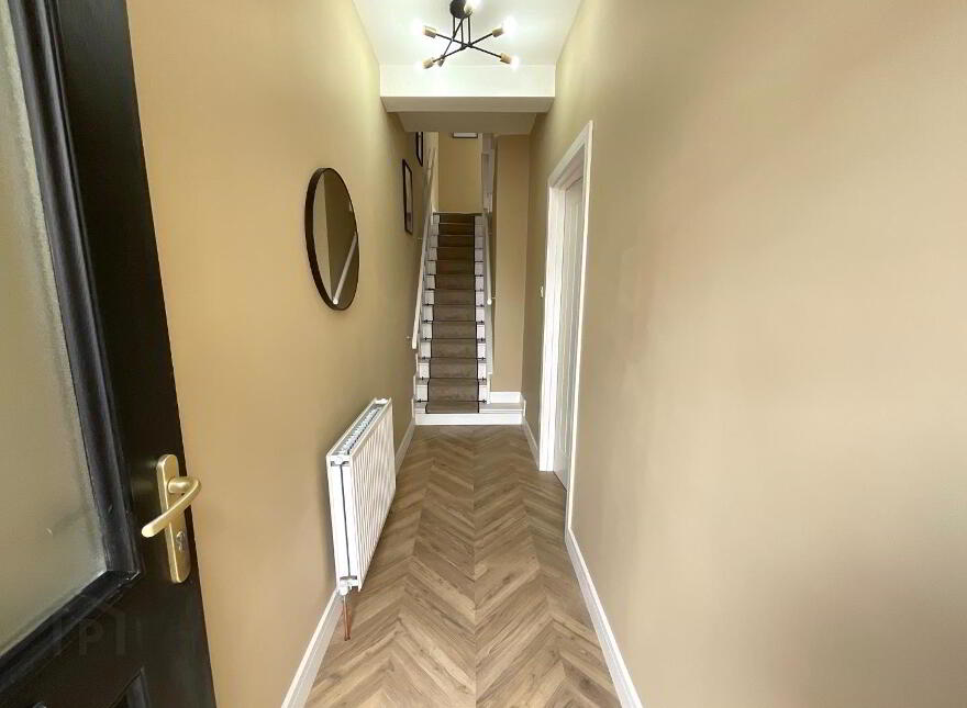 79 Bloomfield Avenue, Belfast, BT5 5AA