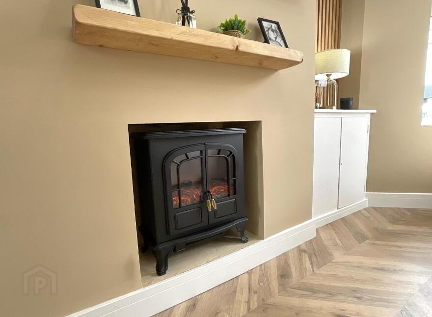 79 Bloomfield Avenue, Belfast, BT5 5AA