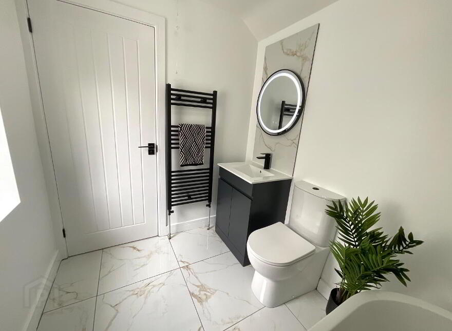79 Bloomfield Avenue, Belfast, BT5 5AA