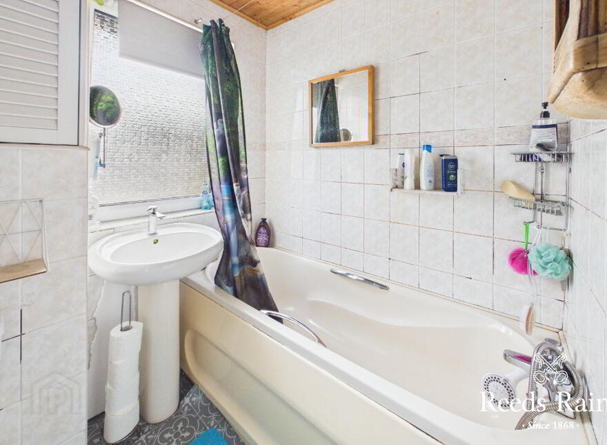 6 Ballywalter Gardens, Bangor, BT19 1QD