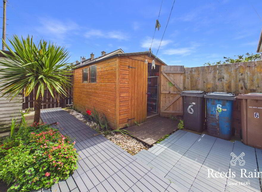 6 Ballywalter Gardens, Bangor, BT19 1QD