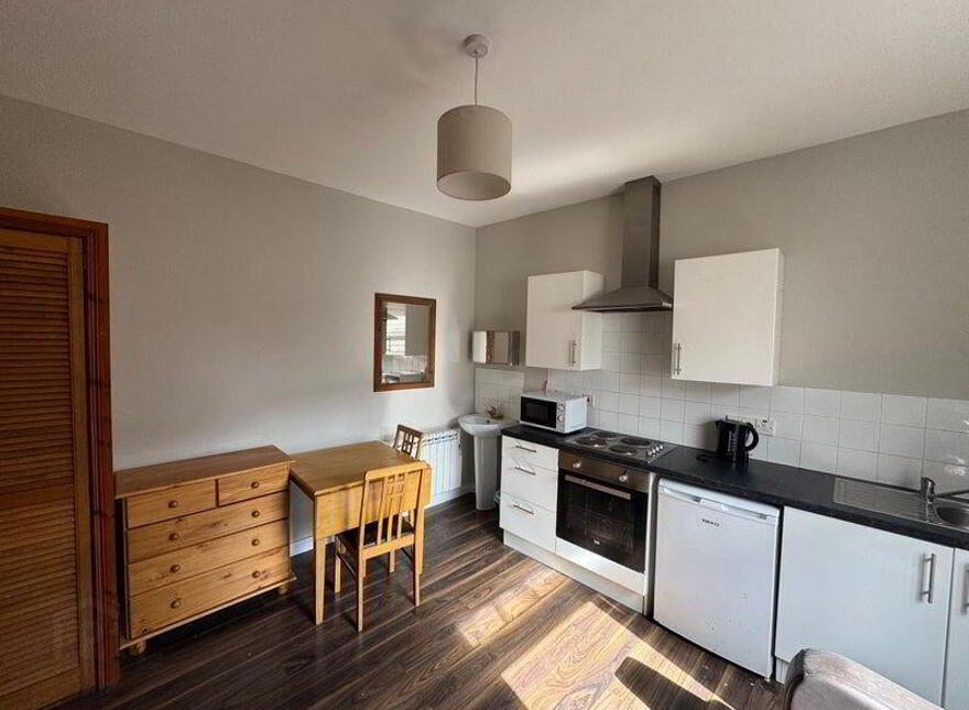 (Lot 2) 2 Wellesley Avenue, Belfast, BT9 6DG