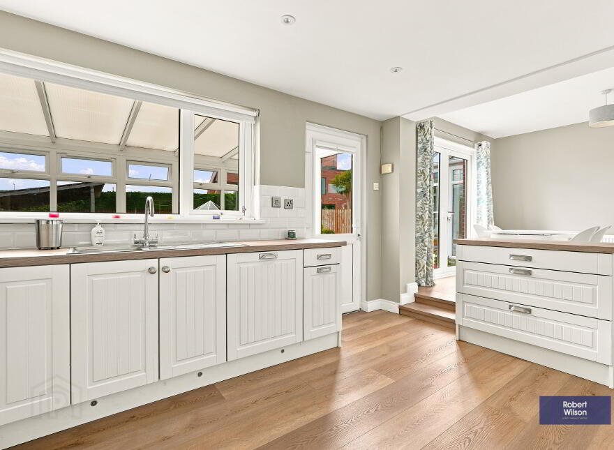 72 Meadowvale, Waringstown, BT66 7RL
