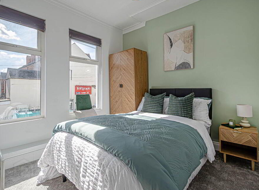 33 Woodcot Avenue, Bloomfield/ Ballyhackamore, Belfast, BT5 5JB