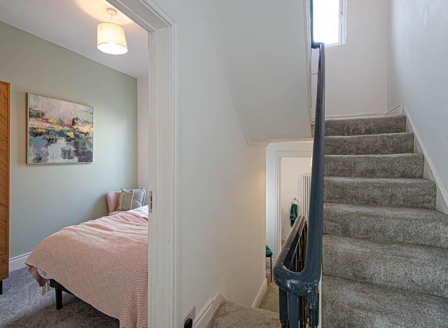 33 Woodcot Avenue, Bloomfield/ Ballyhackamore, Belfast, BT5 5JB