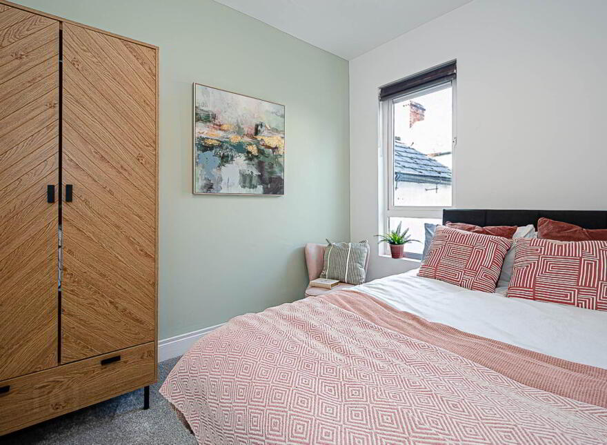 33 Woodcot Avenue, Bloomfield/ Ballyhackamore, Belfast, BT5 5JB