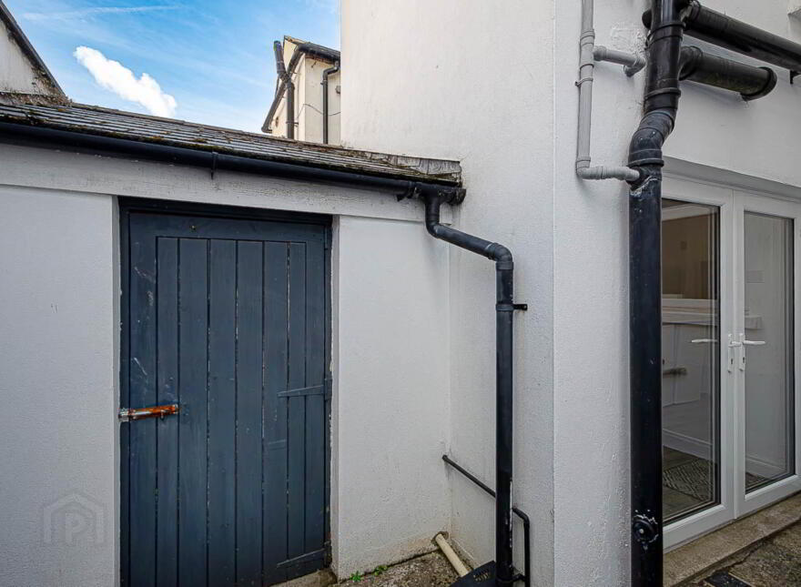 33 Woodcot Avenue, Bloomfield/ Ballyhackamore, Belfast, BT5 5JB