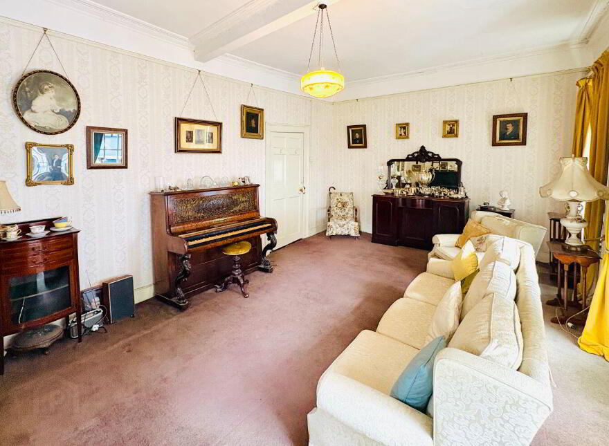 26 Lower Castle Street, Tralee, V92HW44