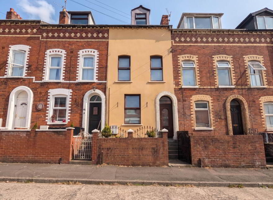 44 Nansen Street, Falls Road, Belfast, BT12 6AT