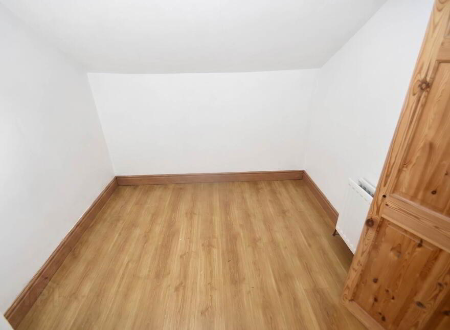 44 Nansen Street, Falls Road, Belfast, BT12 6AT