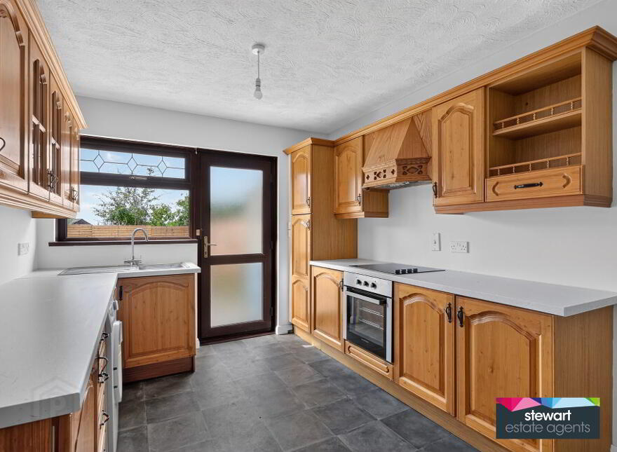 7 Ashcroft Way, Lower Ballinderry, Lisburn, BT28 2AY