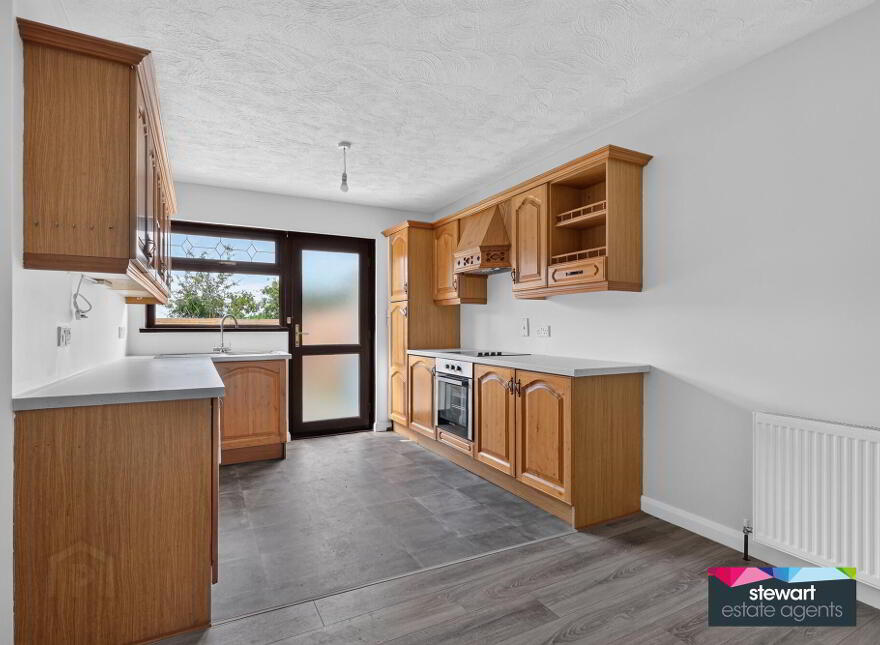 7 Ashcroft Way, Lower Ballinderry, Lisburn, BT28 2AY