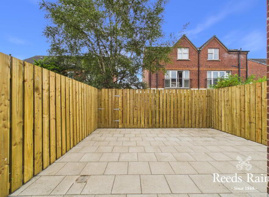 7 Yukon Street, Belfast, BT4 1ER