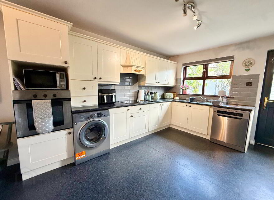 17 Edenvale, Armagh, BT60 1JF