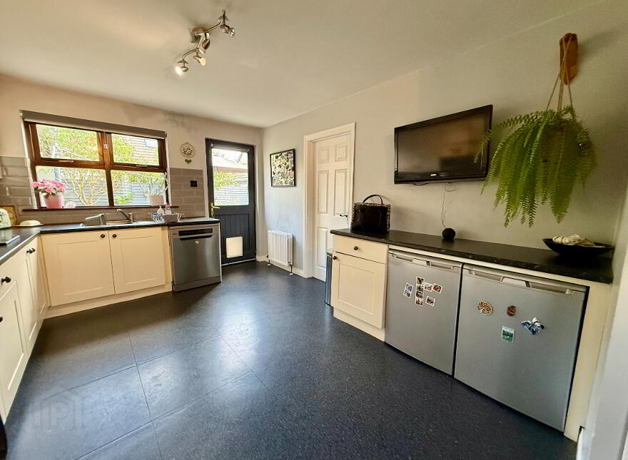 17 Edenvale, Armagh, BT60 1JF