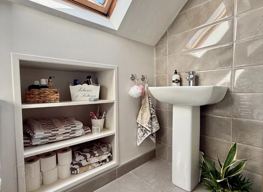 17 Edenvale, Armagh, BT60 1JF