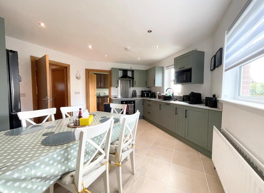 34 Hopefield Gardens, Portrush, BT56 8QG