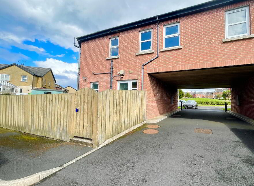 34 Hopefield Gardens, Portrush, BT56 8QG