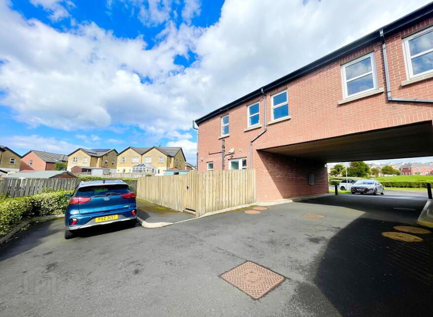 34 Hopefield Gardens, Portrush, BT56 8QG