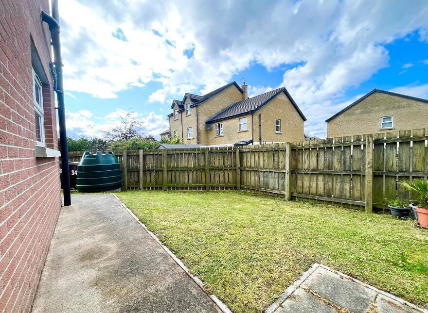 34 Hopefield Gardens, Portrush, BT56 8QG