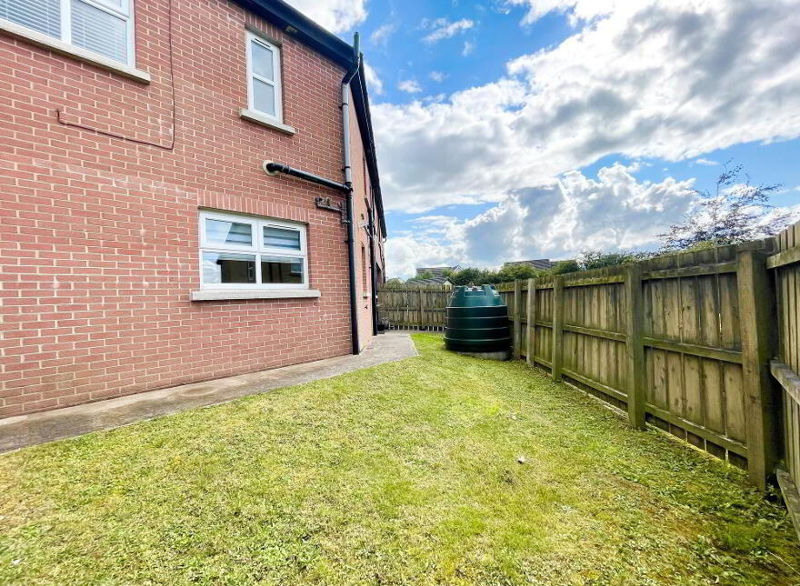 34 Hopefield Gardens, Portrush, BT56 8QG