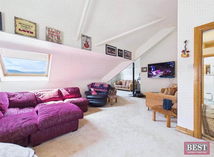 27 Cahir Linn, Rostrevor, Newry, BT34 3GP