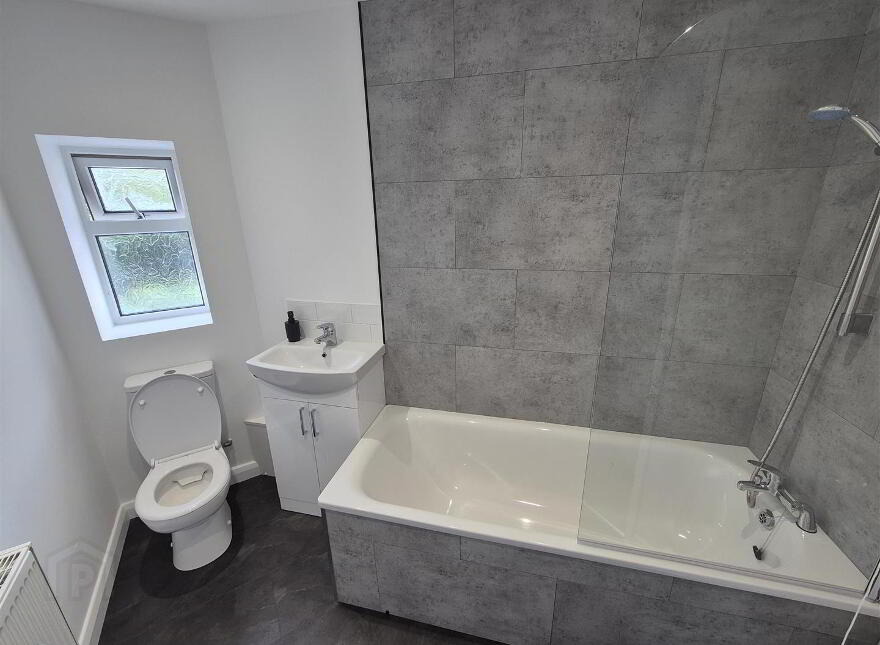 3D Rathmullan Drive, Newtownards, BT23 4QE