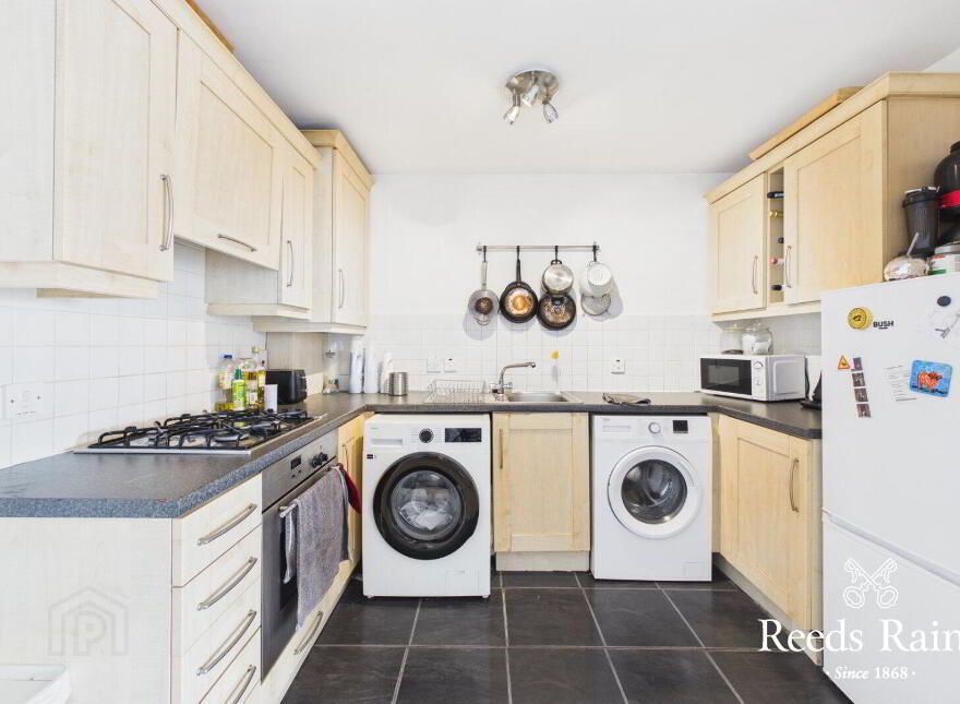 Flat 32 South Studios, 85 Tates Avenue, Belfast, Belfast, BT9 7BS