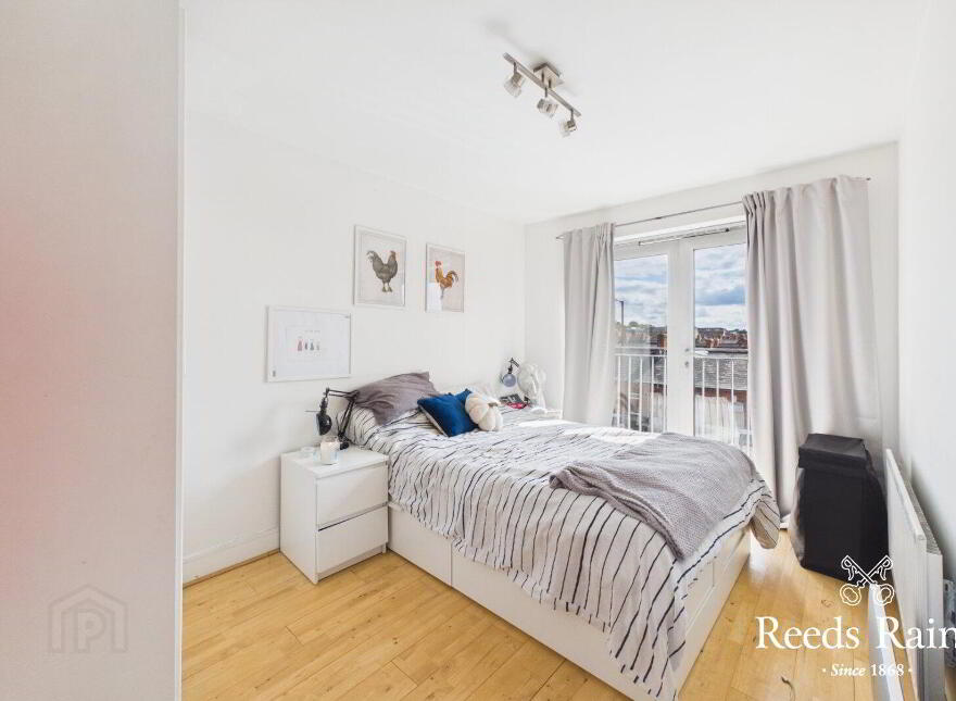 Flat 32 South Studios, 85 Tates Avenue, Belfast, Belfast, BT9 7BS